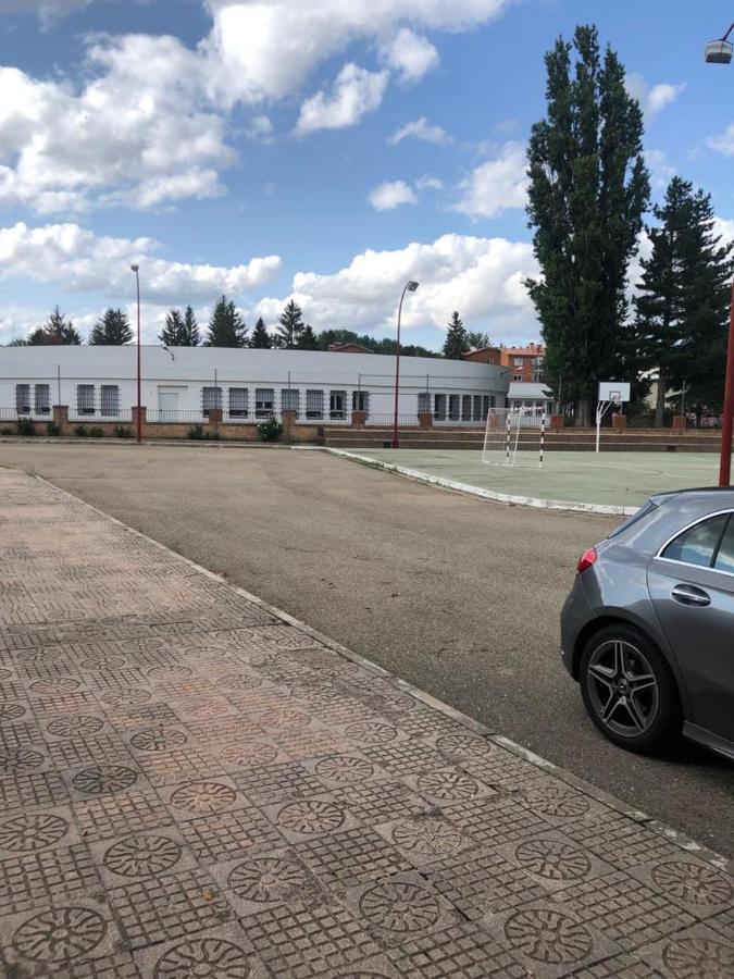 Residencia Hospital Del Rey Vandrerhjem Burgo Eksteriør bilde